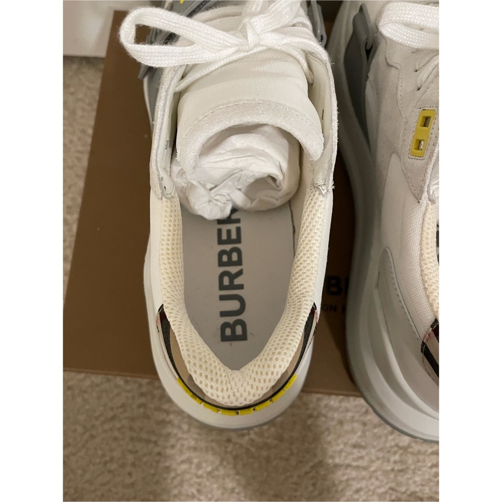 Burberry Vintage Check Velcro Strap Sneakers - Picture 10 of 15